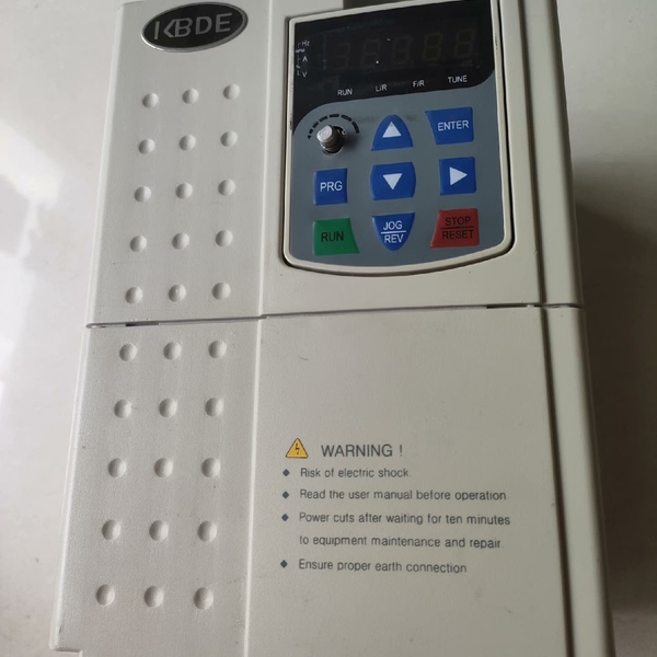 KBDE科比德变频器kB300H一ⅡG＇15P一T4N