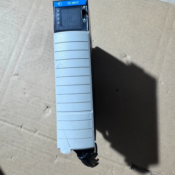 AB 1756-IB32/B 模块，实物图拍摄，成色如图，功【议价】