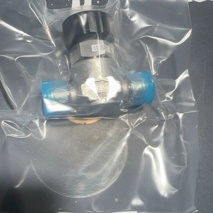 全新带包装 fujikin 型号看照片 一共40议价 2隔膜阀