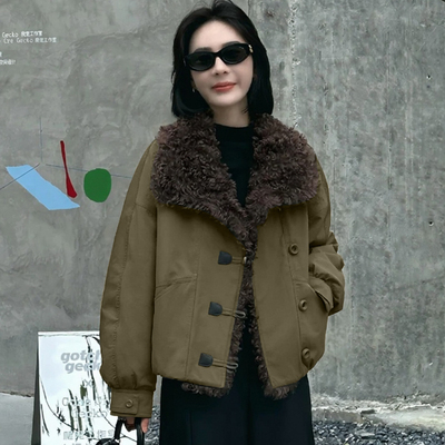 派克风牛角扣短款羽绒服女小个子