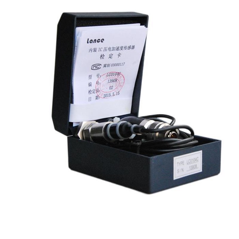 RSM-PRT系列基桩低应变电压型加速度计及连接电缆(4芯PDI接头)