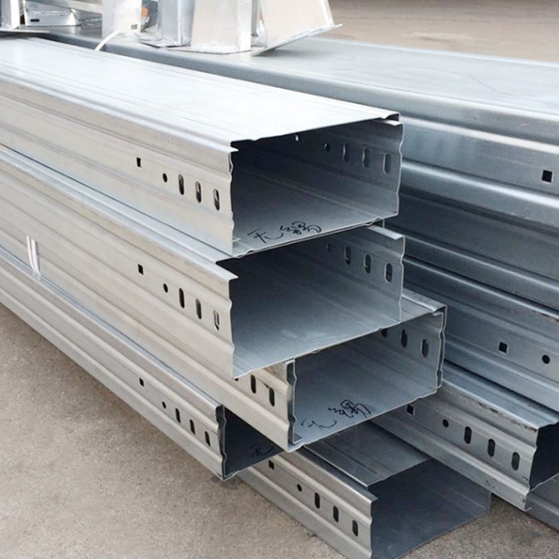 现货供应 热镀锌槽式桥架 托盘式大跨距桥架 热浸锌梯形电缆桥架