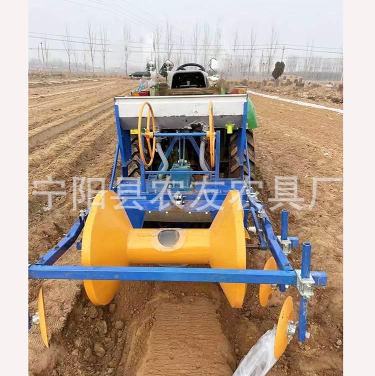 起垄旋耕施肥覆土一体机甘肃陇南红薯起垄覆膜机单垄双垄盖膜机