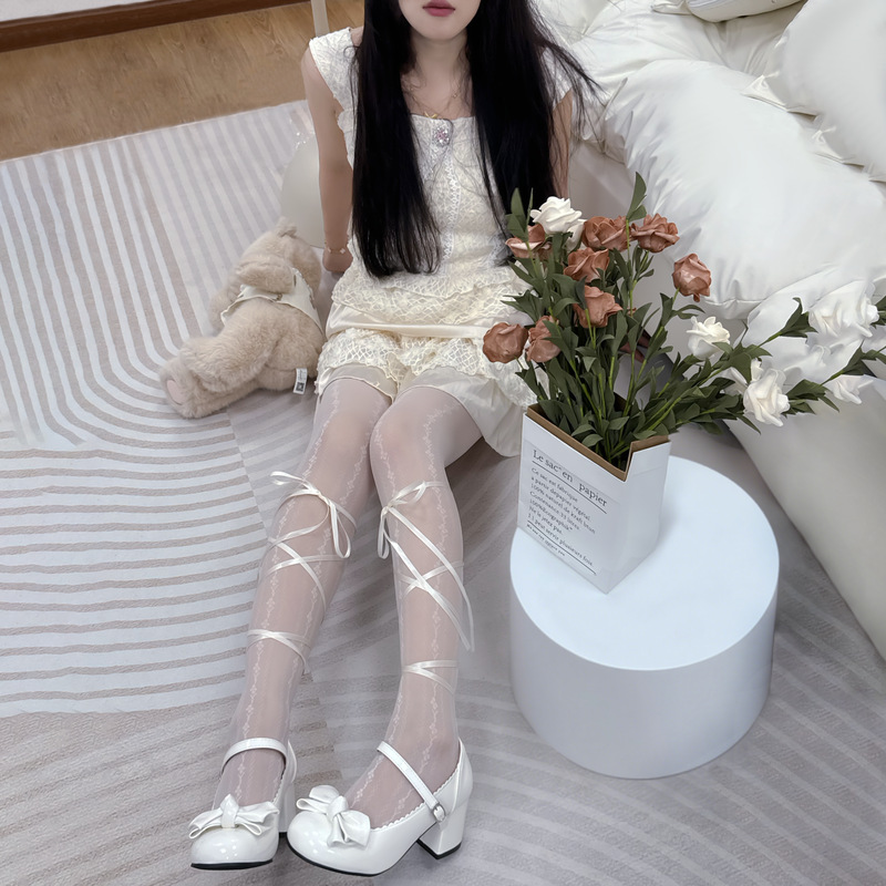 lolita奶白色丝袜女夏季薄款小腿