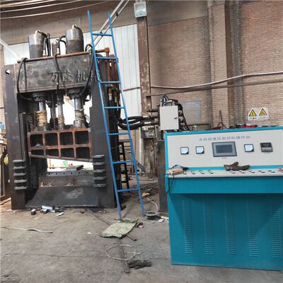 大型龙门剪切机废钢废铁钢筋切断剪切设备钢板铁皮液压龙门剪