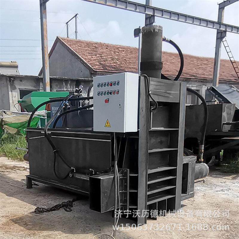 卧式青储饲料打包机 液压金属打包机价格 牛羊饲料打包装袋机商用