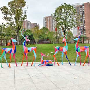 抽象几何鹿摆件玻璃钢块面鹿雕塑商场庭院花园林景观美陈装 饰小品