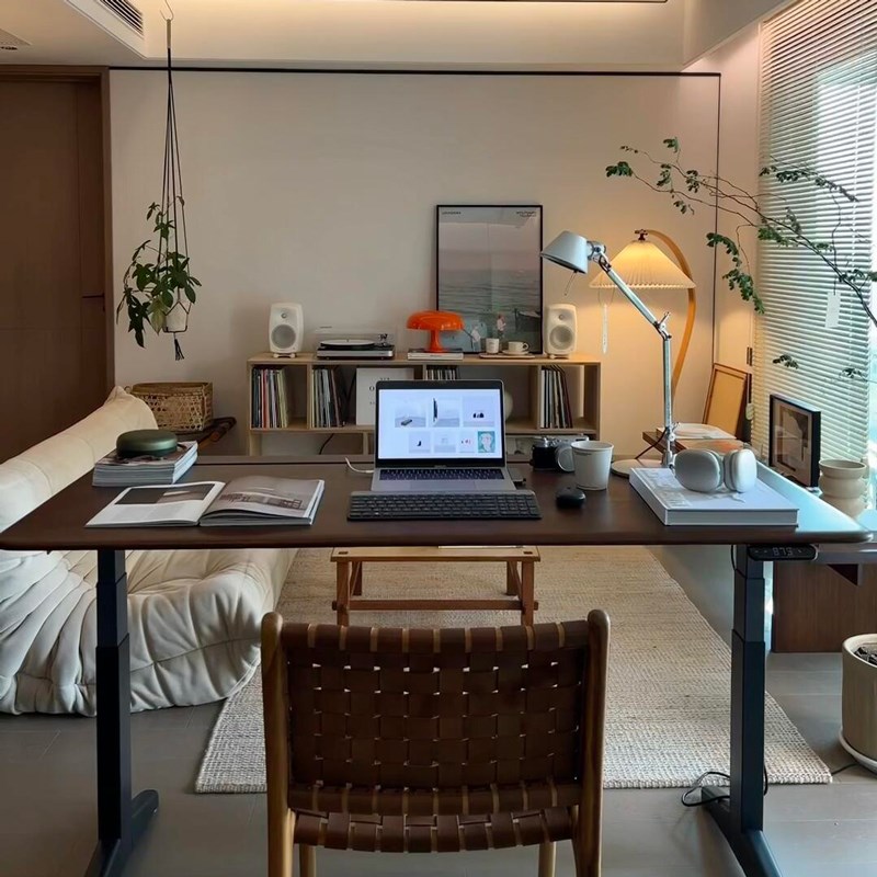 家用可升降桌实木电动书桌电脑桌黑胡桃木学习桌长工作台智能升降