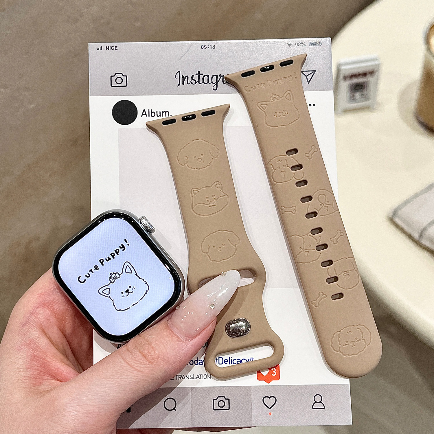 可爱狗狗适用苹果手表表带iwatchS11/10/9硅胶Apple奶茶2ultra/SE