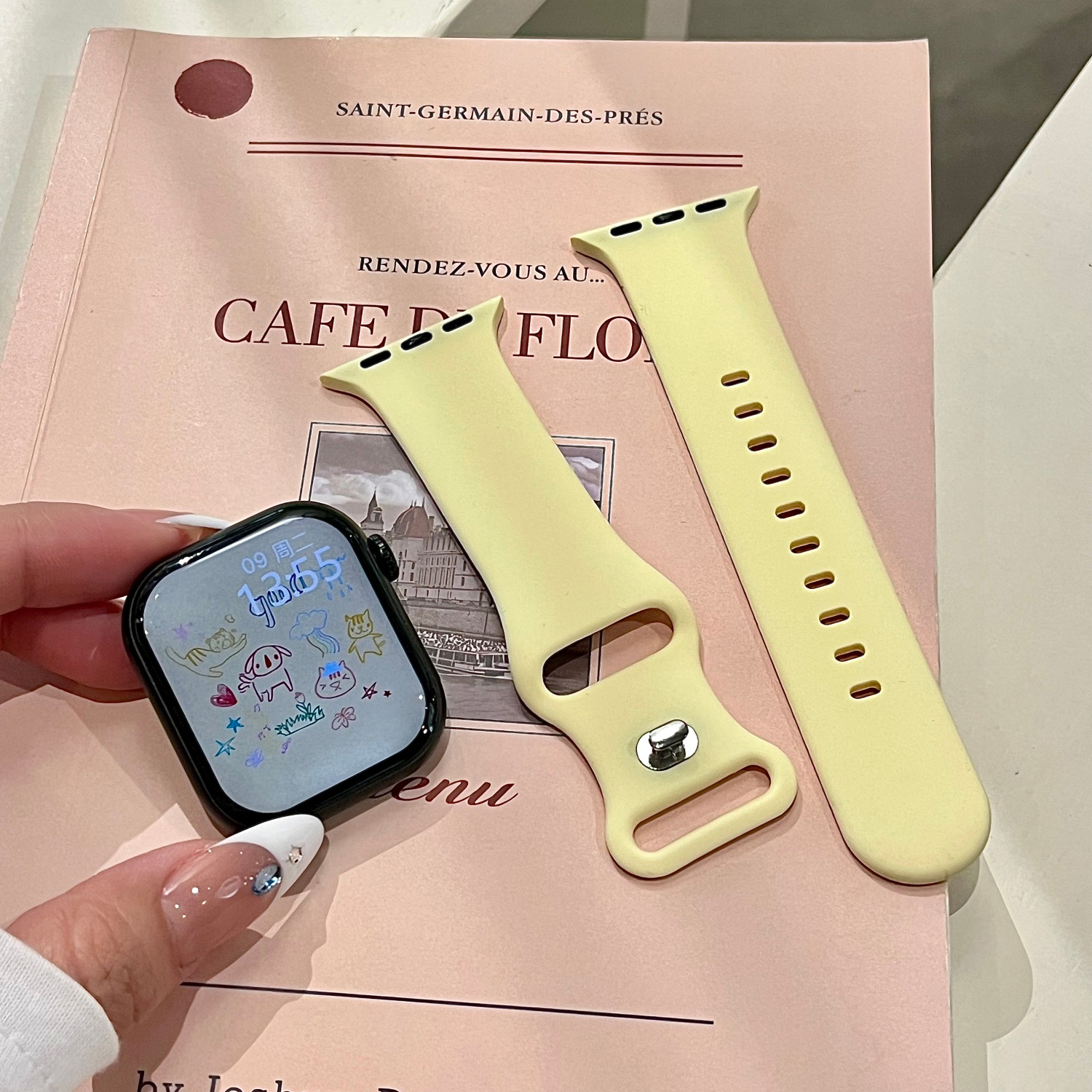 治愈奶黄色适用苹果手表表带iwatchS11/10/9硅胶Apple/2ultra/SE