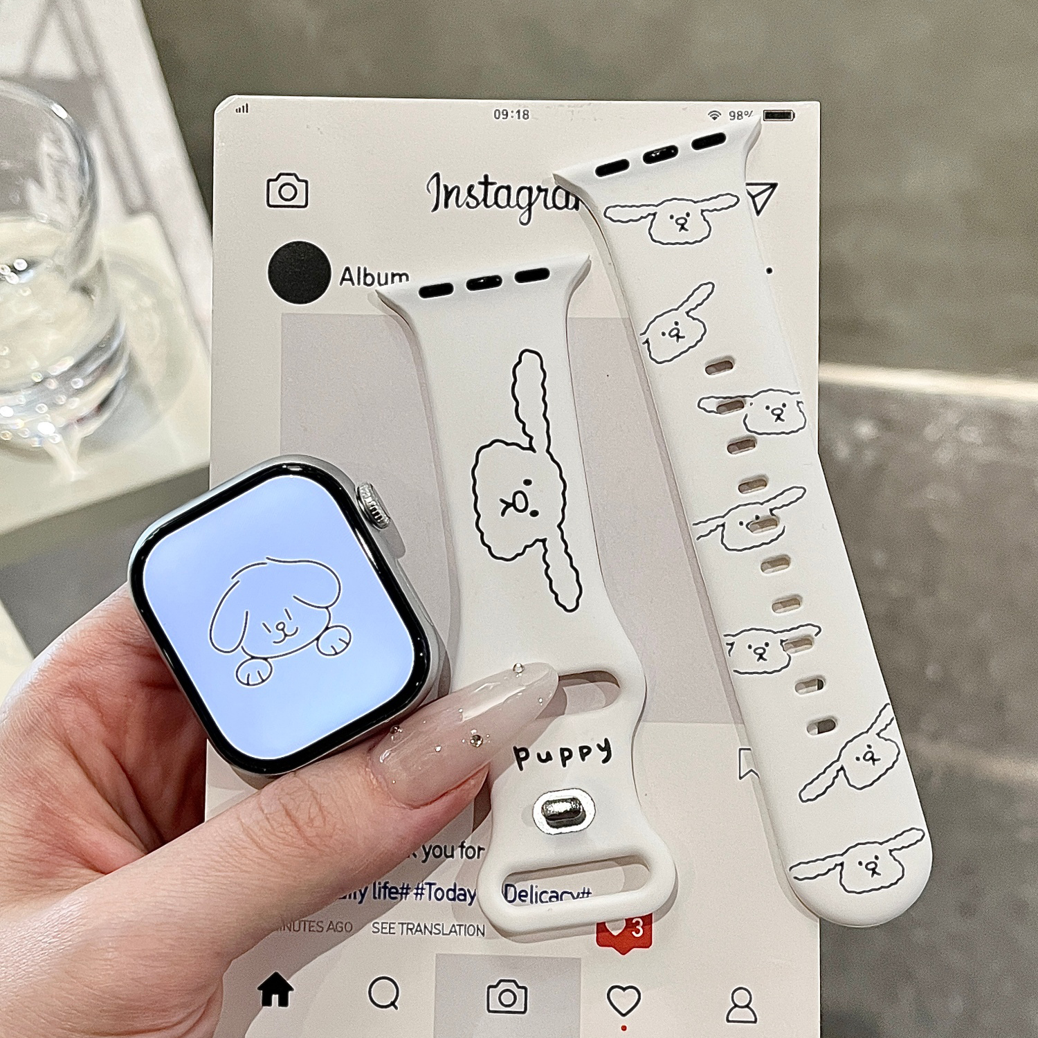 可爱狗狗适用苹果手表表带iwatchS11/10/9硅胶Apple白2ultra萌SE