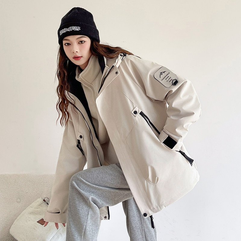 萤光绿冲锋衣外套女春秋季加厚可拆卸内胆风衣派克服户外登山棉衣