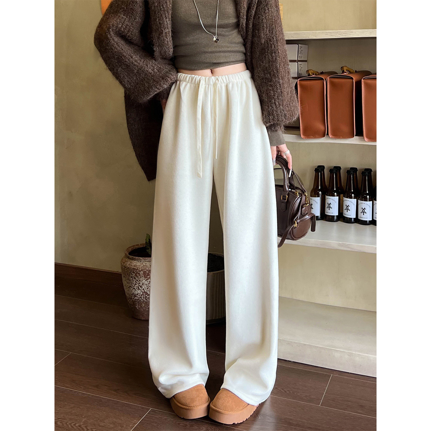 白色裤子女2025新款冬季加绒加厚高腰垂坠感直筒糯米裤阔腿毛巾裤