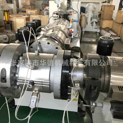 PVC管材生产线 UPVC三层共挤复合管挤出机 塑料管材生产设备机器