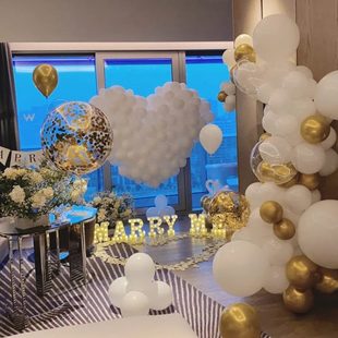 饰气球造型生日场景布置求婚表情人节装 网红520漫告白月亮装 饰品
