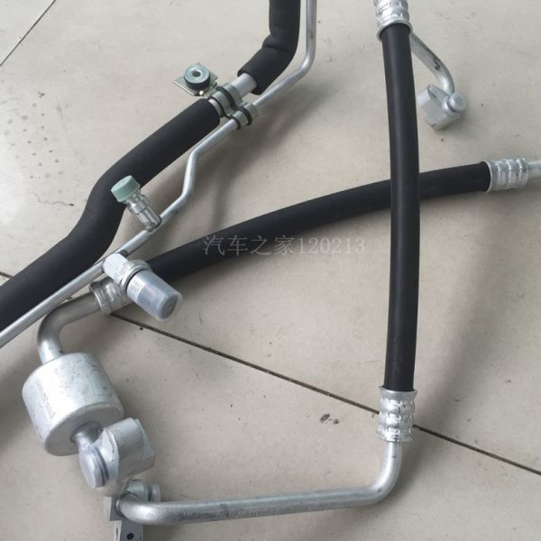 适配长安悦翔V3空调管15款空调管空调排出管吸入管蒸发器连接管