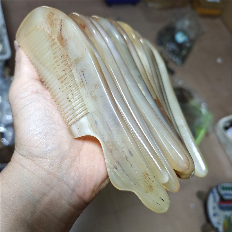 绵羊角手柄细齿梳单弯手柄密齿加厚羊角梳子静电少护发天然材料梳