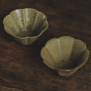 手制日式 复古风甜品碗点心盘果盘家 花口碗 纯手工古拙粗陶餐C具