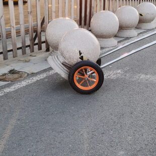 子石球石路障手推车球移动球搬运车搬运车球车石推车推车石石墩
