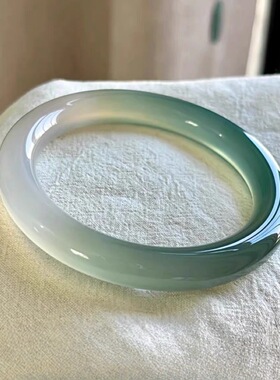 玉镯半山水玛瑙手镯女半山半水冰透玉镯冰种玉髓翡翠色送女友礼物