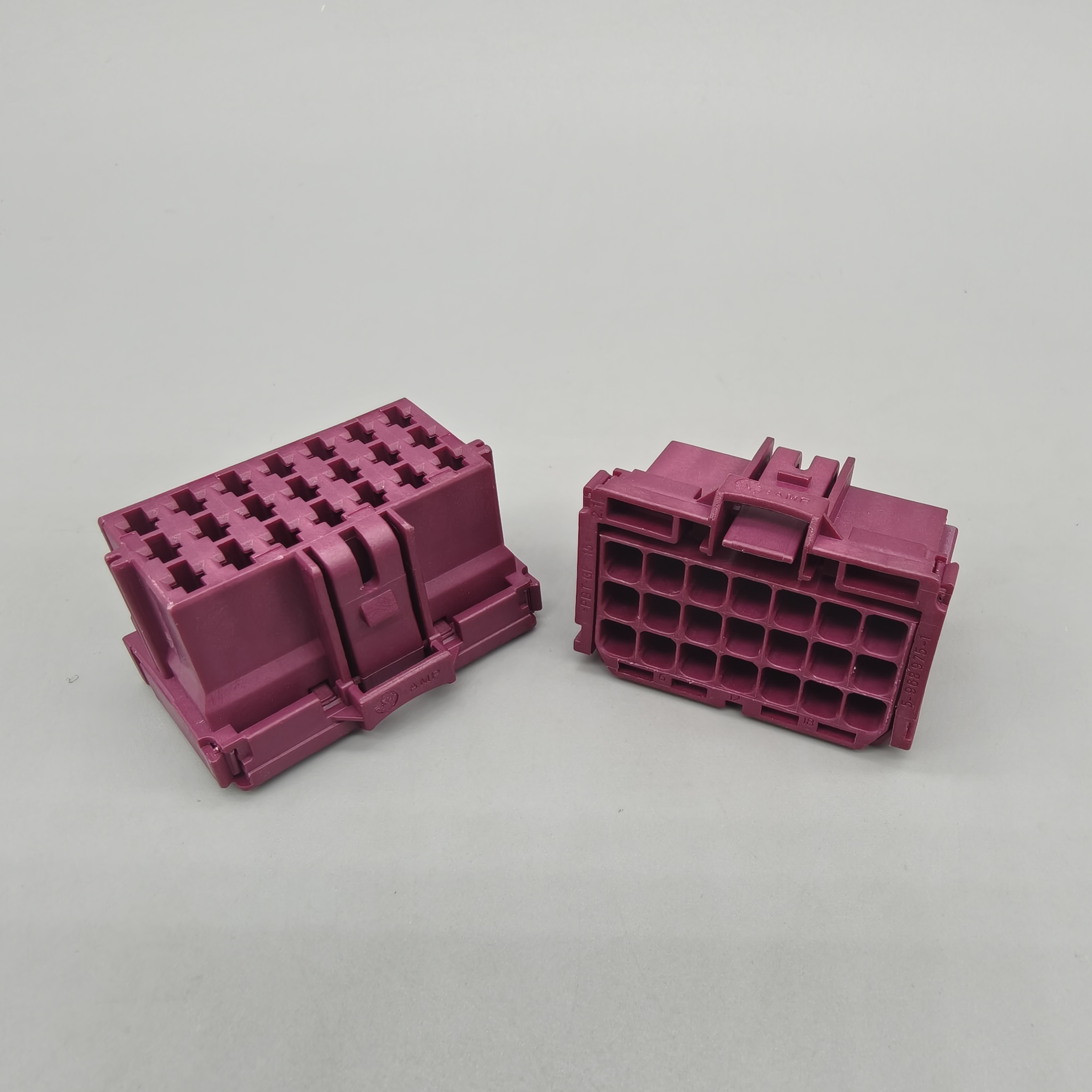 国产5-968975-1汽车线束连接器