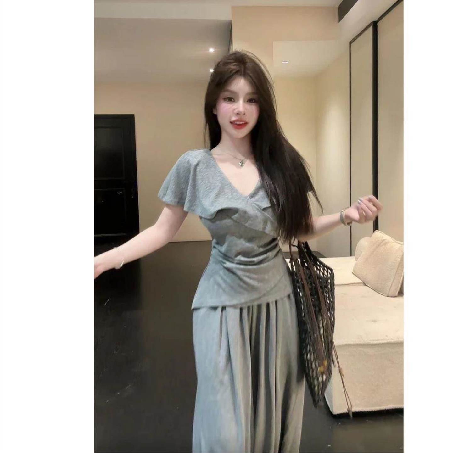 韩版高级感荷叶边拼接v领收腰短袖t恤阔腿裤女2026秋季新款两件套