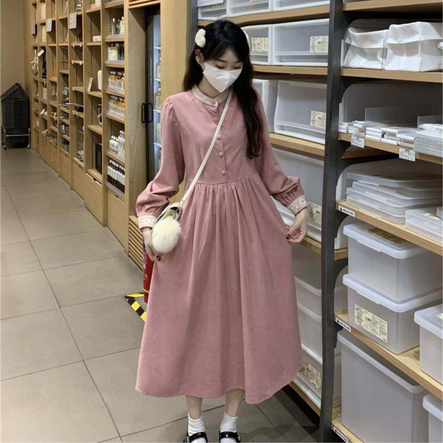 茶歇法式灯芯绒连衣裙女秋高级感复古气质收腰森系温柔风初恋长裙