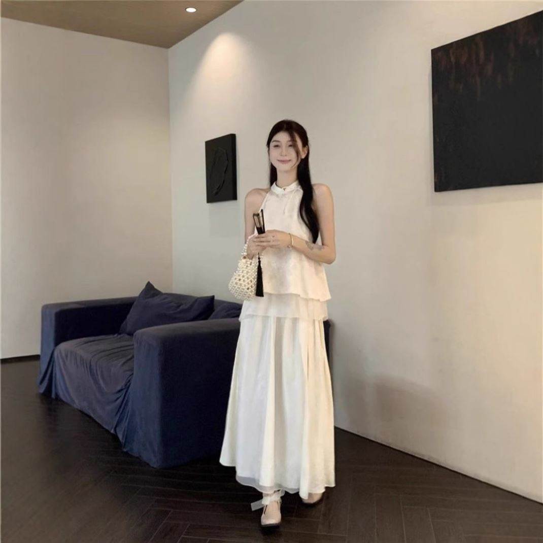 新中式国风旗袍清冷感禅意穿搭一整套挂脖上衣半身裙子套装女夏季