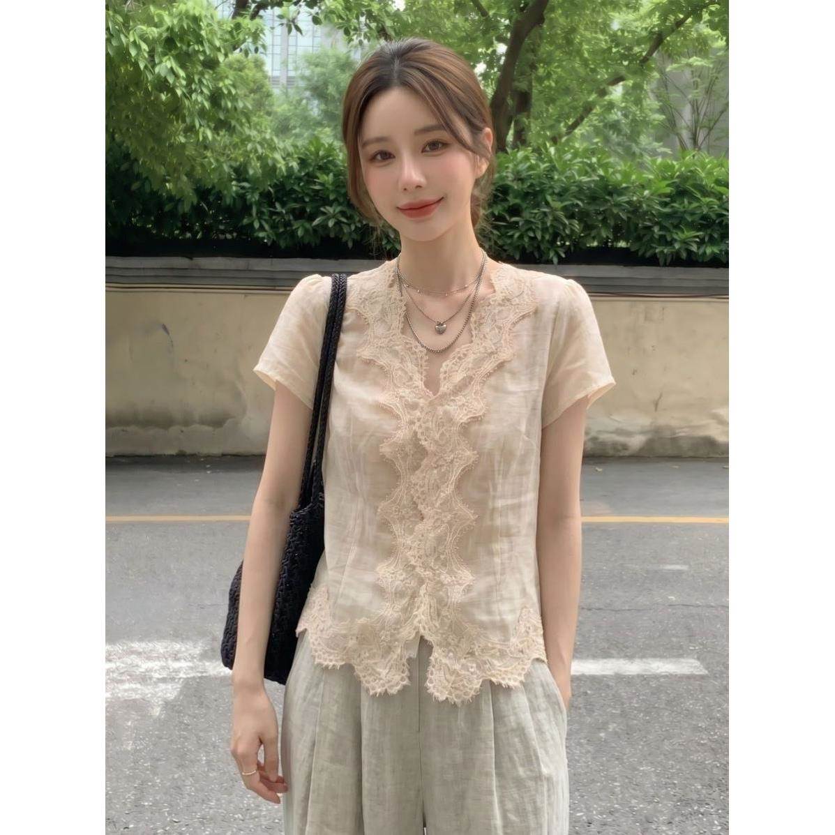 大码夏季薄款法式复古蕾丝拼接衬衫女微胖减龄透气显瘦上衣