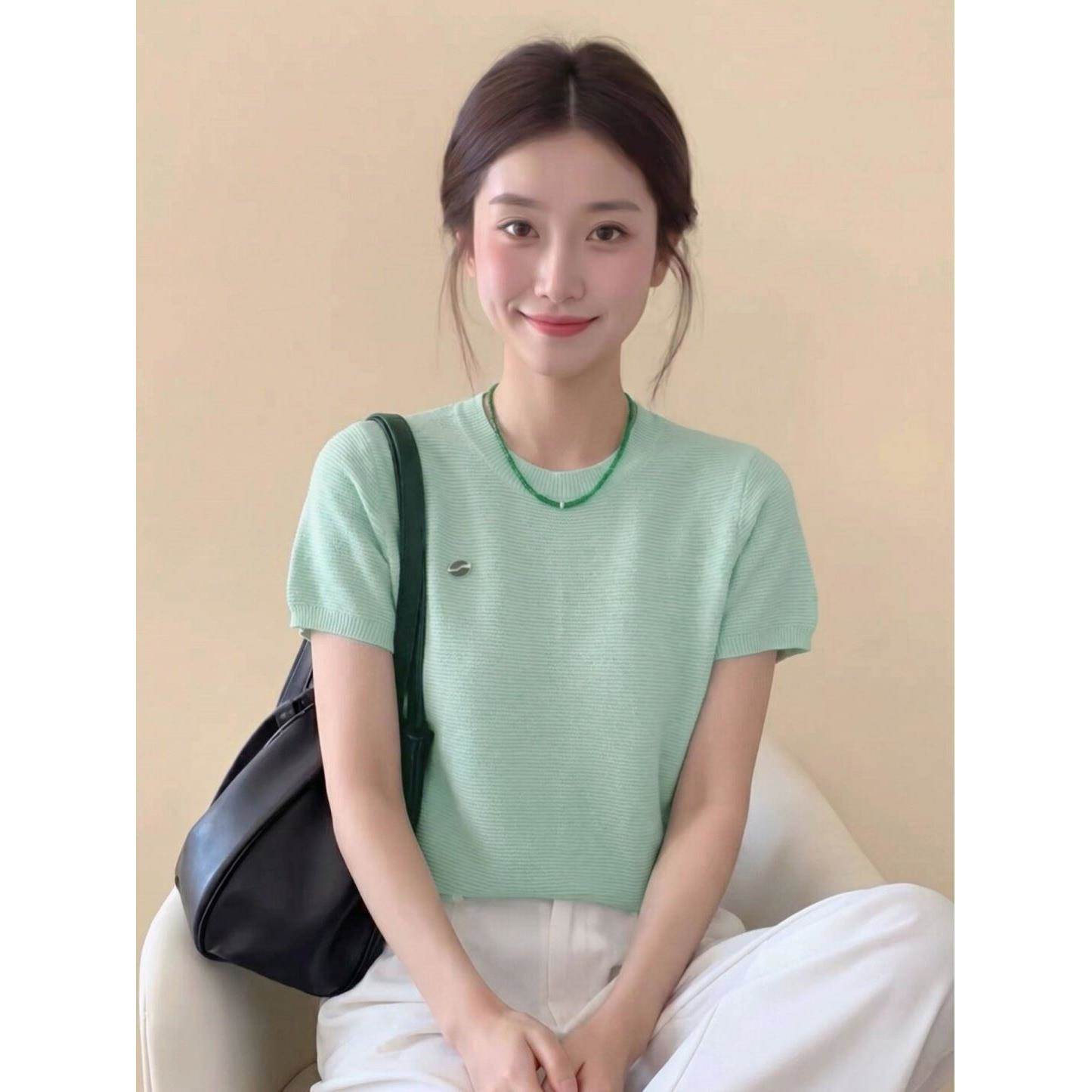 多巴胺穿搭薄荷曼波绿针织正肩短袖t恤女夏季韩系独特绝美小上衣图片