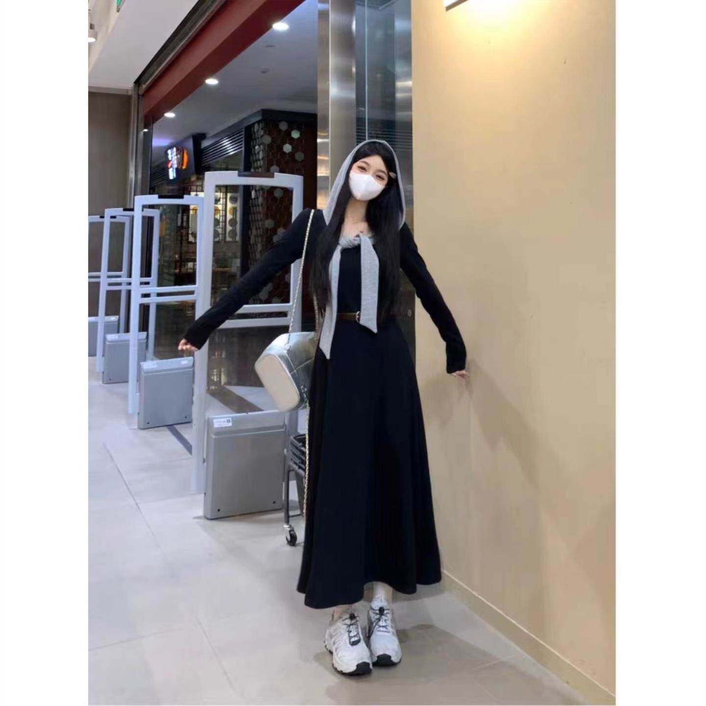 春季休闲连帽长袖卫衣连衣裙女韩版简约收腰赫本风德绒a字长裙子