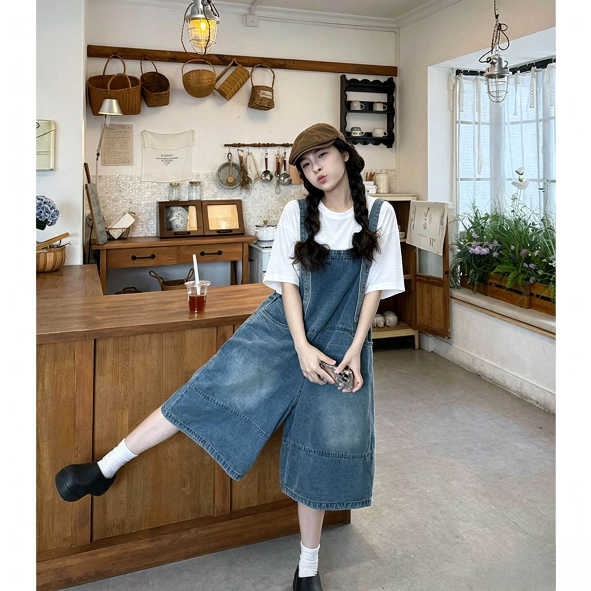 韩系学院风牛仔背带裤女宽松夏季新款时髦复古吊带阔腿裤短袖套装