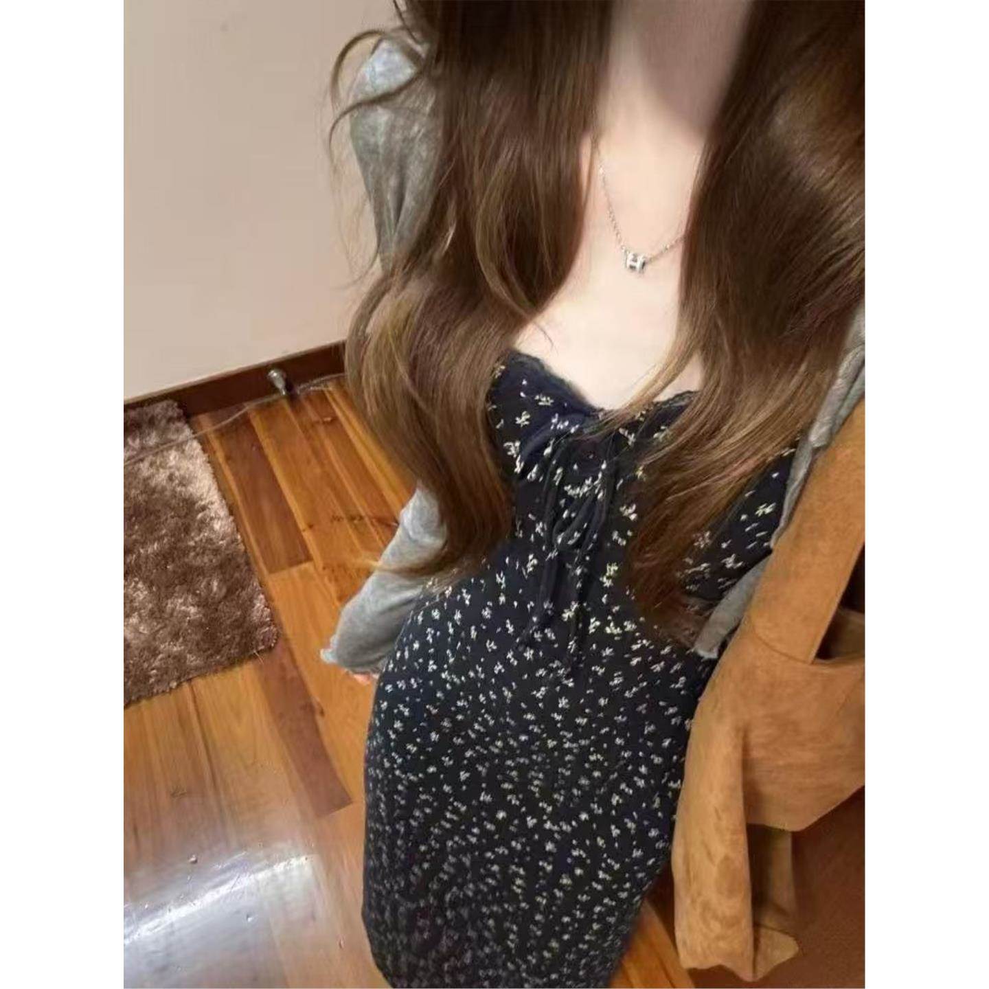 法式藏青色碎花吊带连衣裙 女夏日绝美公主裙 修身显瘦长裙子两件