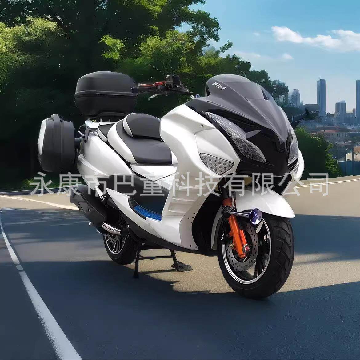 大帆船踏板摩托车巡洋舰马杰斯特大型诺亚方舟绵阳燃油摩旅踏板车
