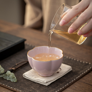 高档粉色汝窑主人杯精致泡茶杯功夫茶具品茗杯女士桃花可爱花瓣杯