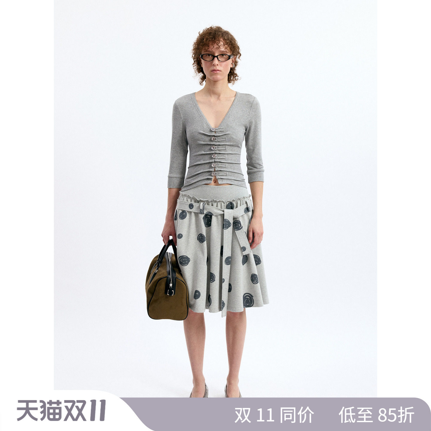 1c00M4中袖V领开衫T恤莱赛尔纯色中古风复古修身抽褶上衣轻体感