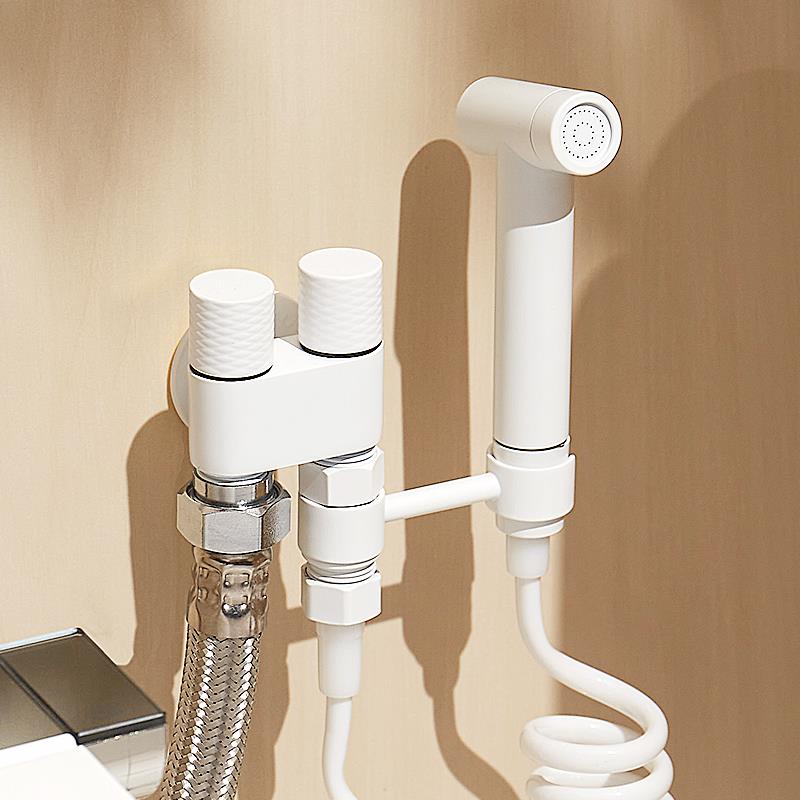 全铜白色马桶伴侣奶油风化妆室冲洗喷枪水龙头一进二出增压冲水枪