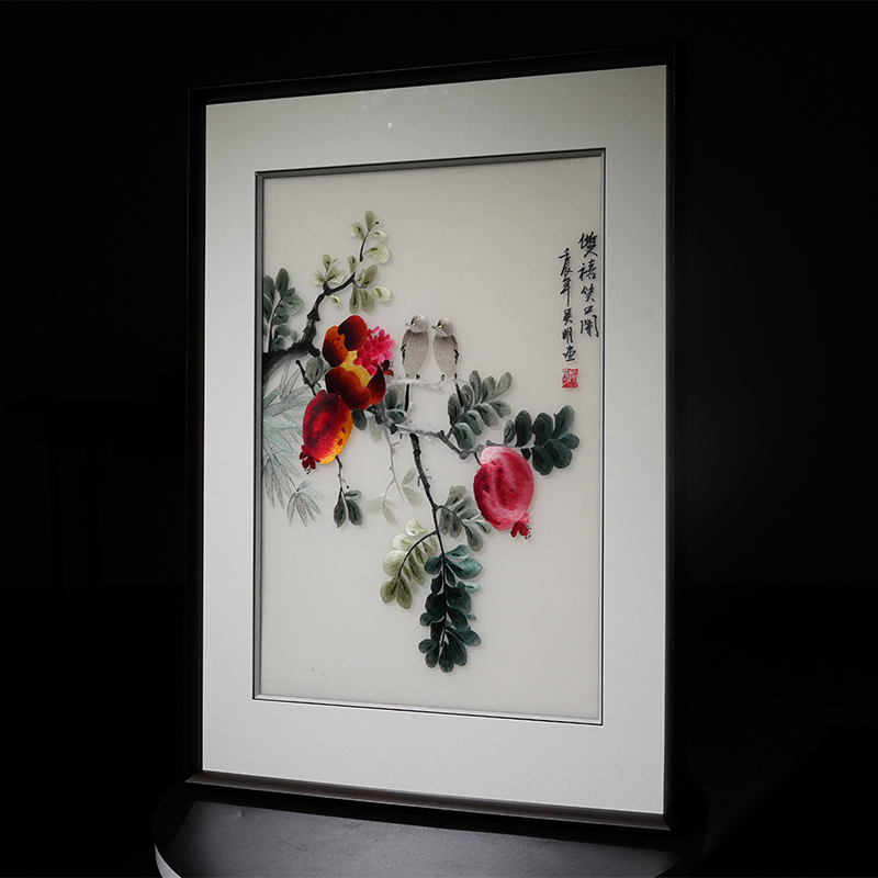 苏绣成品挂画单幅手工刺绣新中式餐厅客厅实木挂墙平面简装装饰画图片