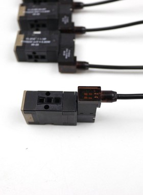 英国诺冠11-312E-06-HP F110232 24V DC 0.85W电磁阀激光位移传器