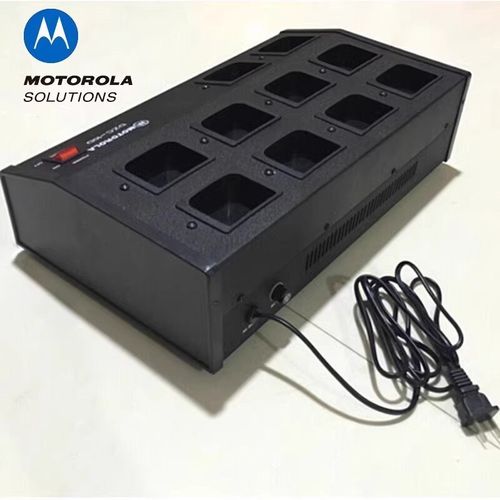 适配摩托座充XIR P8200 8268 8668 GP328D对讲机多路多联排充电器