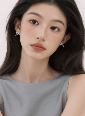 浪漫简约立体蝴蝶结耳钉小众设计气质耳环百搭精致甜美少女感耳饰