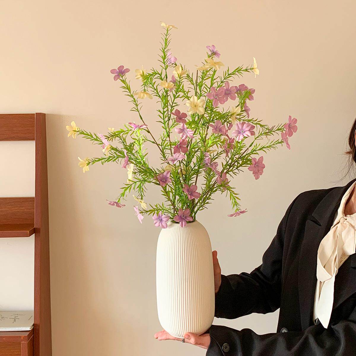 仿真花水星花线条型轻奢假花小碎花白色餐桌花绢花迎春花花艺摆件