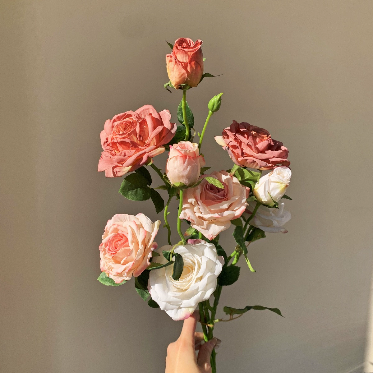 法式田园风焦边玫瑰仿真花束绢花摆件多头月季花客厅软装插花摆件