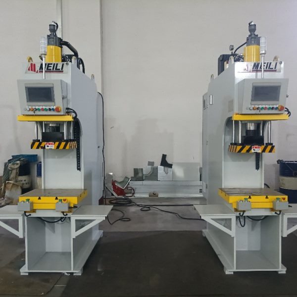 小型25T柱液压机 10T液压冲床油压机C型校直臂液压机压力机