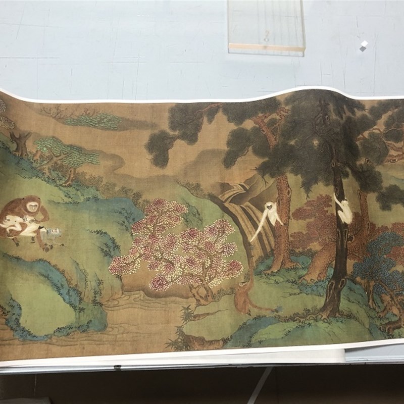 明 仇英 猿戏图 古代名家工笔青绿山水动物国画 高绢布微喷装饰