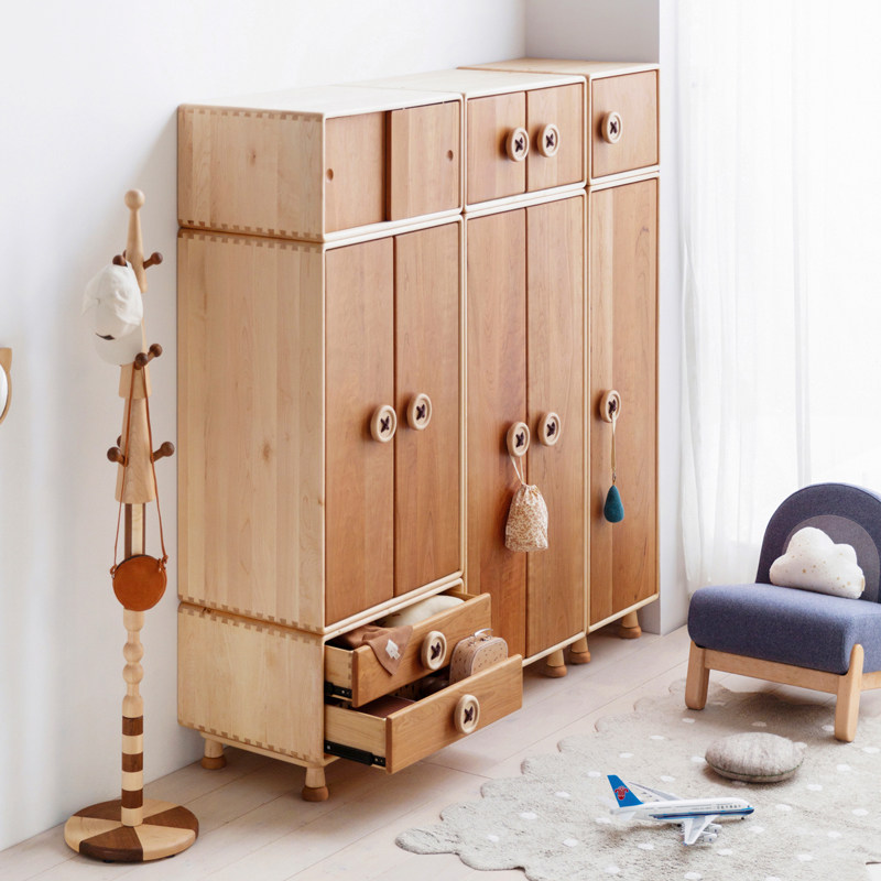 孩在 钮扣成长叠加使用全实木环保儿童,住宅家具,儿童衣柜,淘宝优惠券,粉丝福利购,淘宝优惠卷