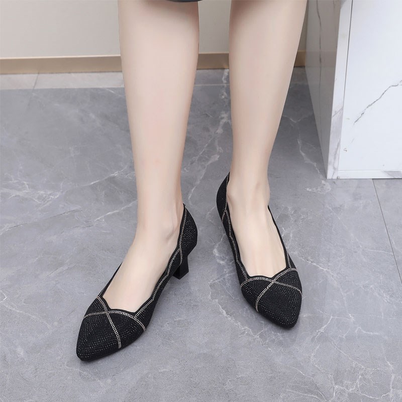 新款四季款单鞋女31特小码5CM中跟成人F女鞋32 33小脚婚宴鞋子43