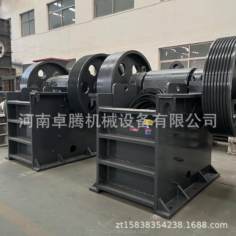 鹅卵石花岗岩石灰石建筑垃圾粉碎机矿石颚式碎石机大型石头粉碎机