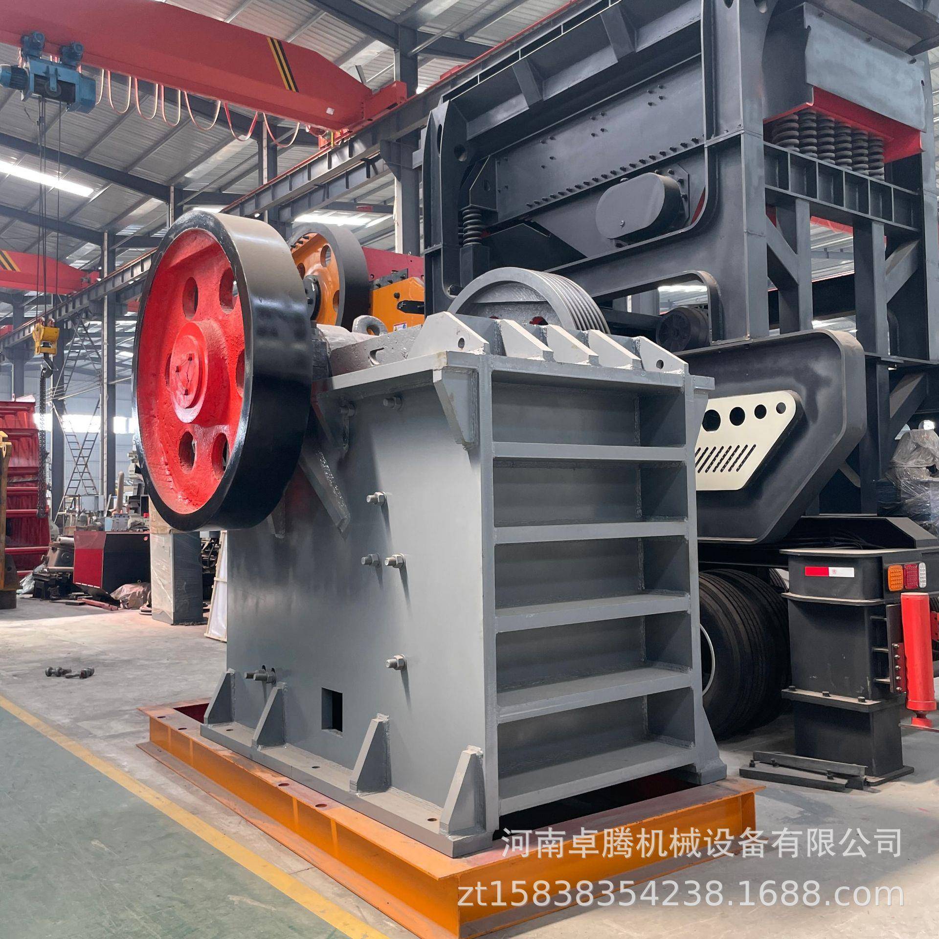 大型工业石头粉碎机花岗岩鄂式碎石机河卵石子建筑水泥鄂式破碎机