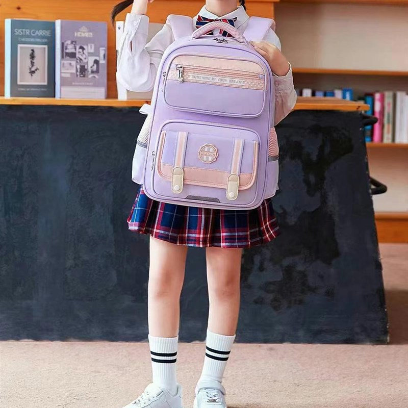 阳光8点2024新款儿童书包小学生一到六年级护脊减负防水背包22172